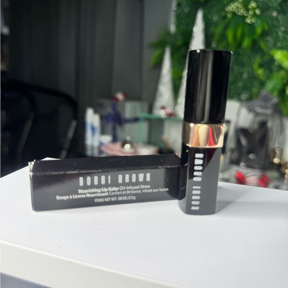 Bobbi Brown Nourishing Lip Color - Warm Pink - Picture 2 of 3